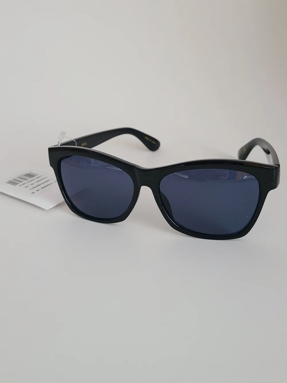 Mango Black Sunglasses Temple with Navy Lences NWT